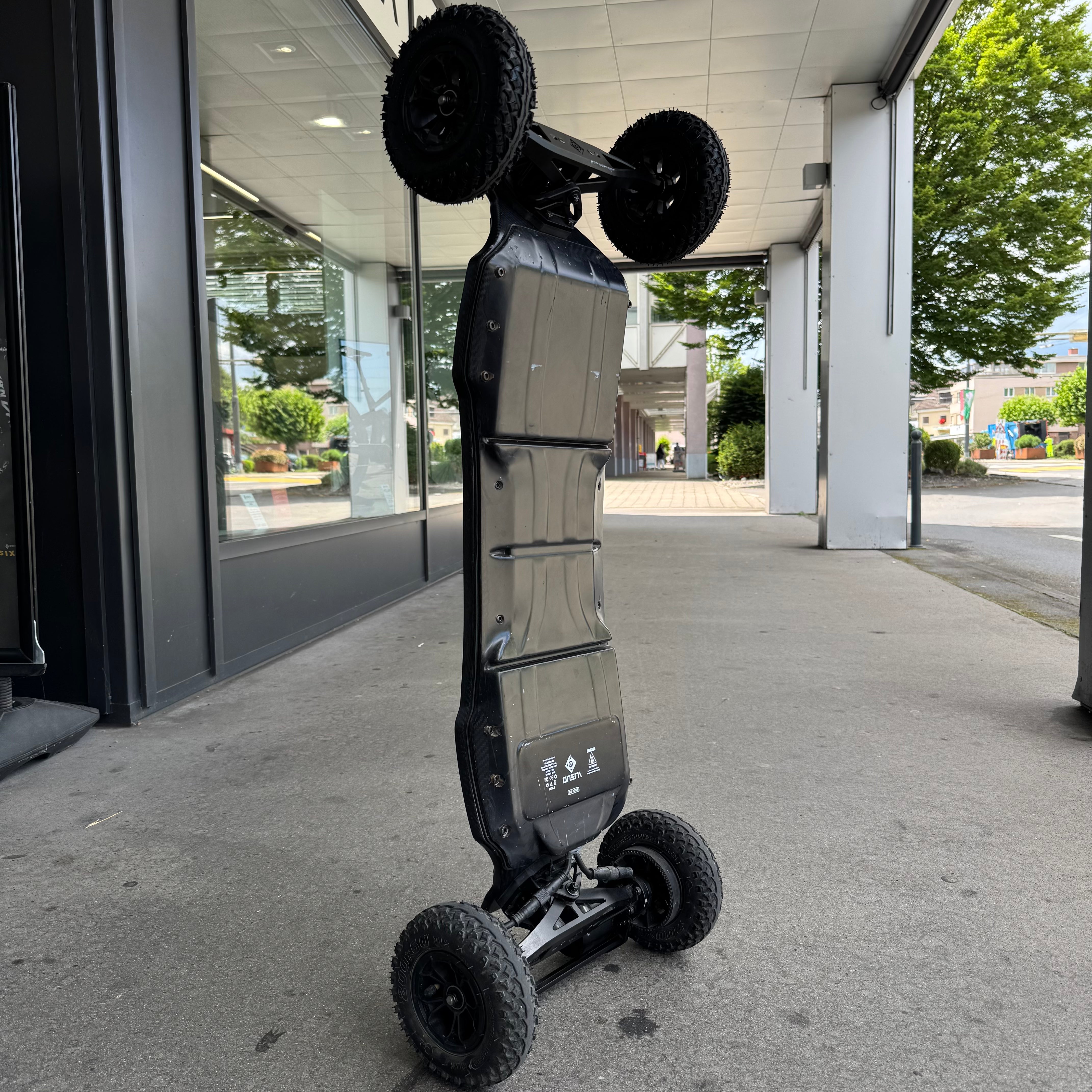Used VELAR Prototype – Belt Drive Electric Skateboard
