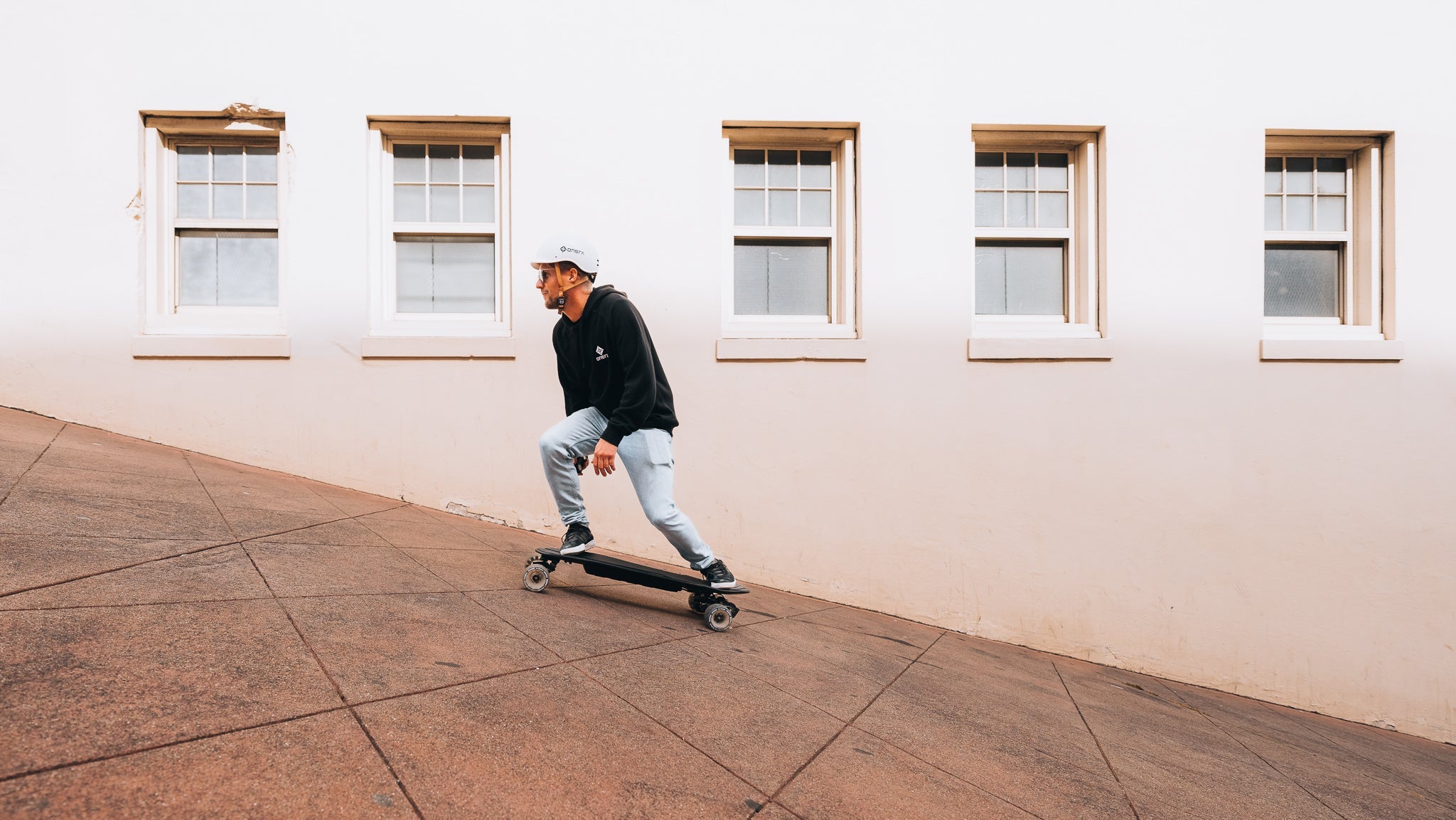 Skateboard elettrico e longboard elettrico per salite ripide – Test in salita ONSRA VELAR e BLACK Carve 3 PRO