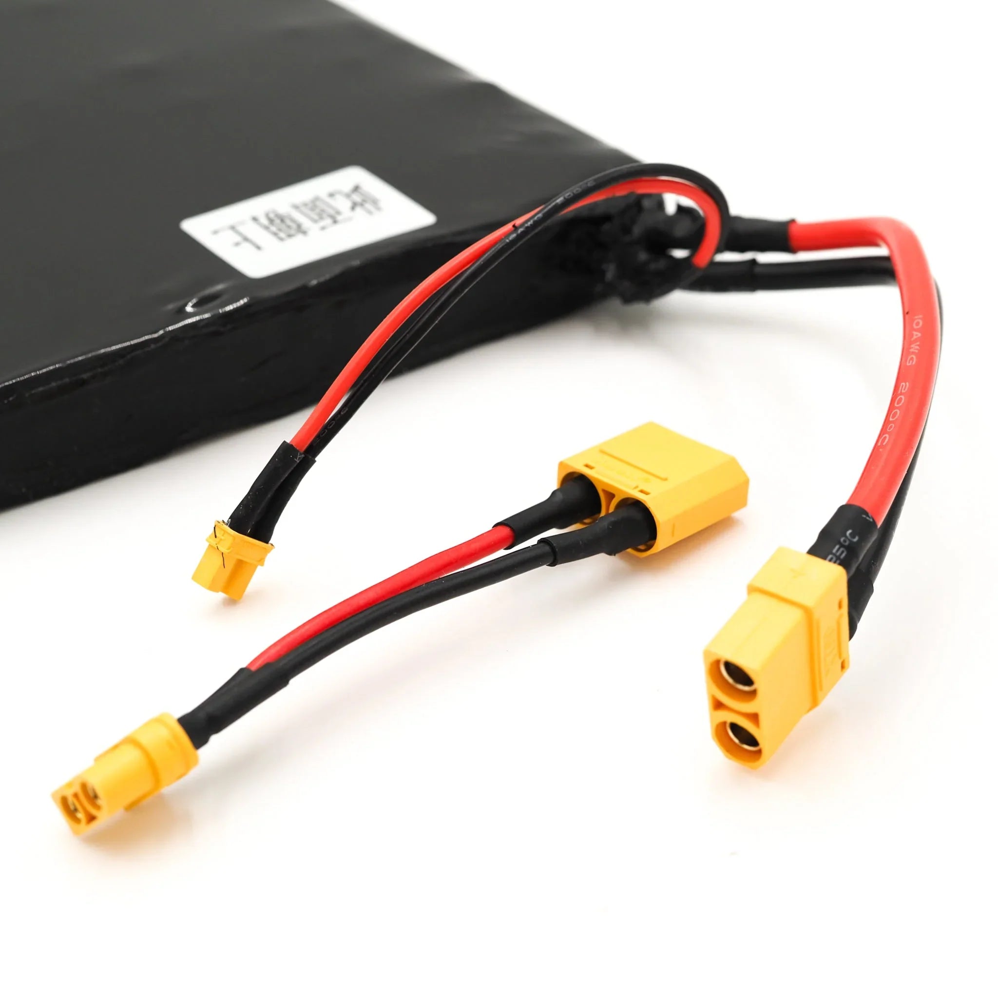 E-Skate Akku 2025 erklärt: 99 Wh Travel-Safe vs. 14S High-Voltage – ONSRA ZENO & VELAR