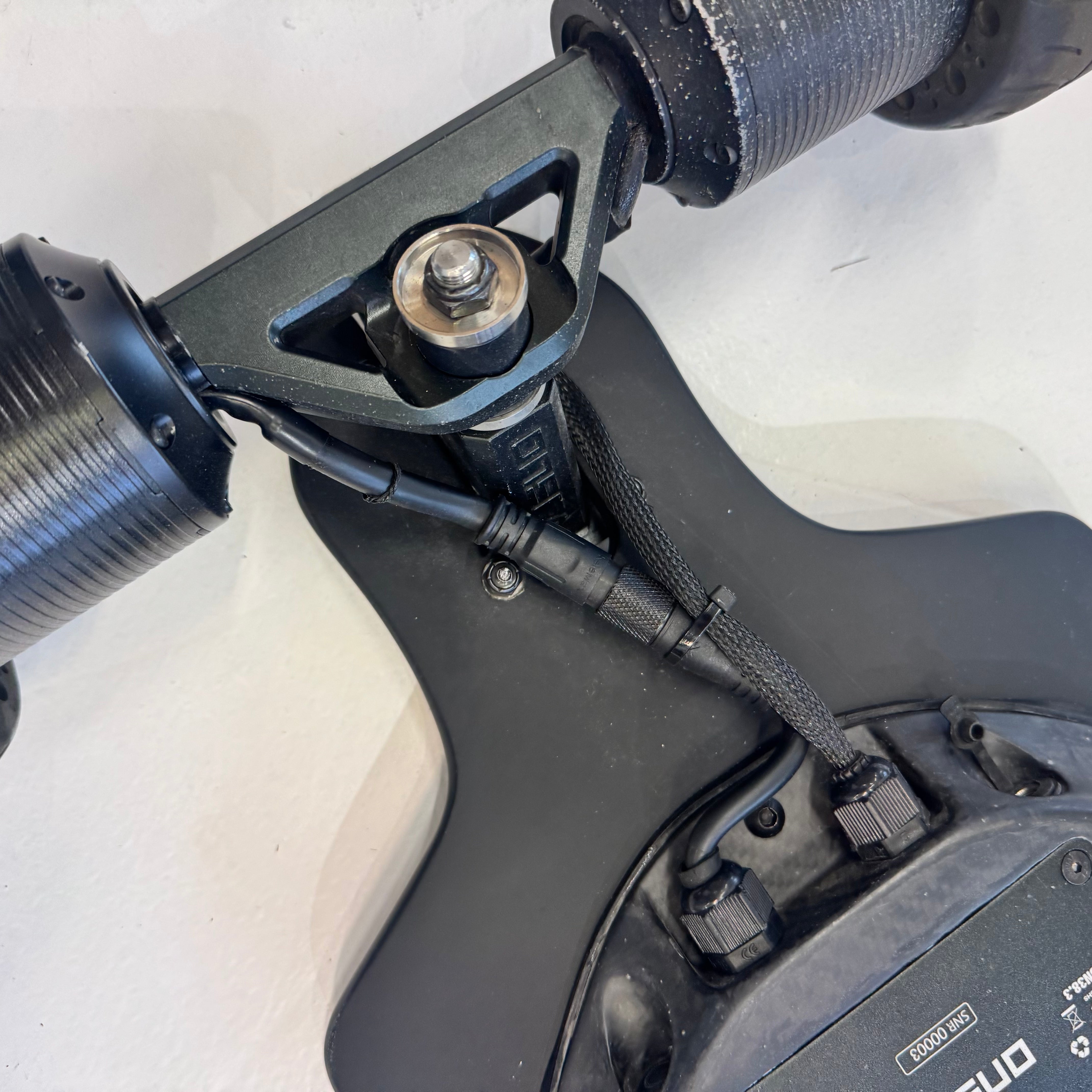 BLACK Carve 3 PRO Direct Drive (Used – 200km, Refurbished, 2 Year Warranty)