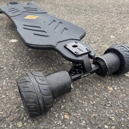 USED BLACK Carve 2 Electric Longboard (3451km)