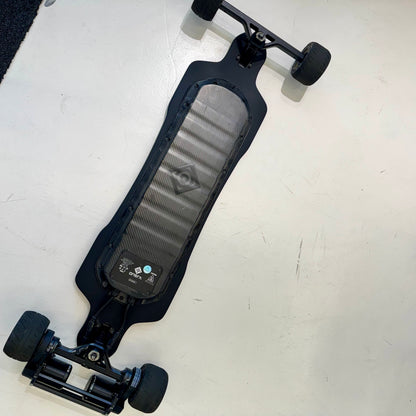 ONSRA BLACK Carve 3 PRO Electric Skateboard – Refurbished Like New – 115mm Rubber Wheels