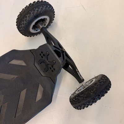 USED VELAR 2.0 Belt Drive – Store Demo | Only 176 km