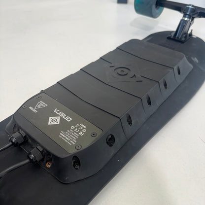 USED - ONSRA Challenger PRO Electric Skateboard – 48km/h, 317km, Team Demo Unit