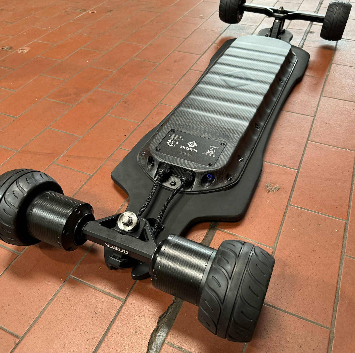 USED BLACK Carve 3 Direct Drive with only 23km